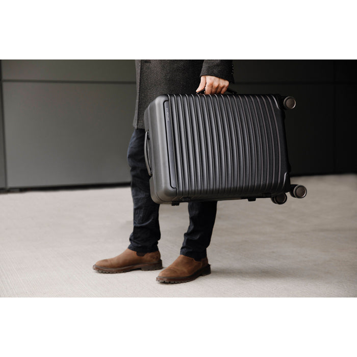 Samsonite Framelock Max Carry-On Spinner